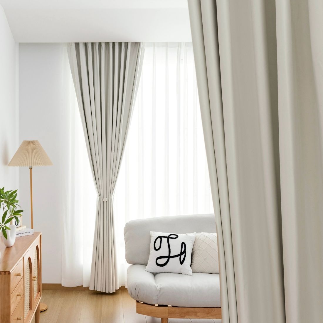 JOY HOME Furniture: in Dubai showroom