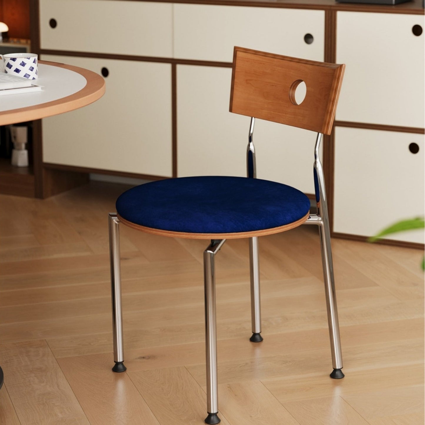 JOY HOME Furniture: in Dubai showroom