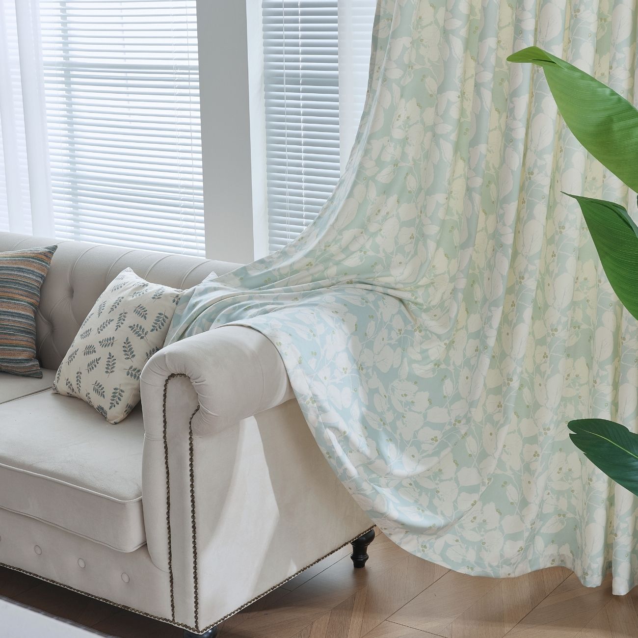JOY HOME Furniture: in Dubai showroom