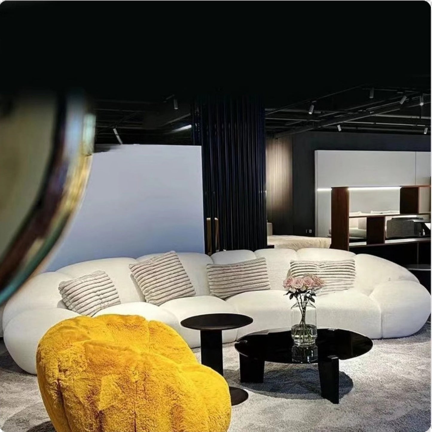 JOY HOME Sofa in White