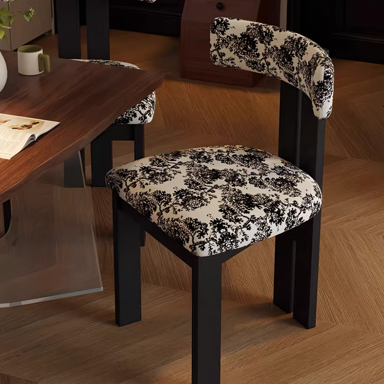 JOY HOME Furniture: in Dubai showroom